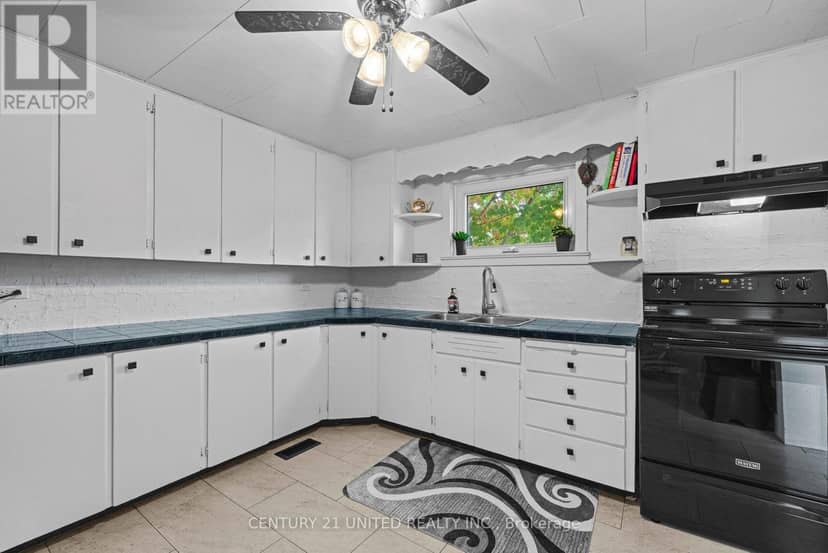 4 O'Brien Street — photo 11 of 31
