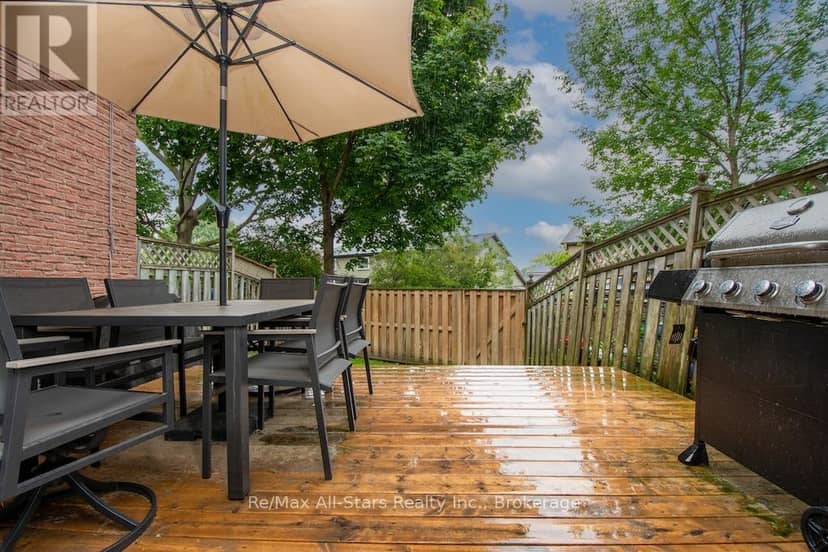 16 - 72 Martin Road — photo 32 of 36