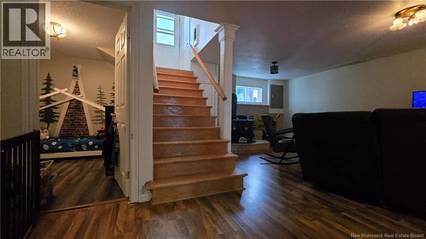 12 Bélanger Street — photo 39 of 40