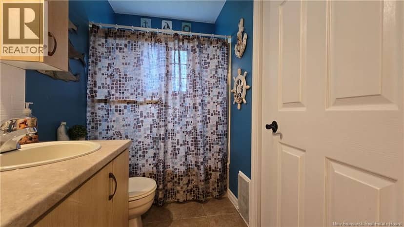 12 Bélanger Street — photo 22 of 40