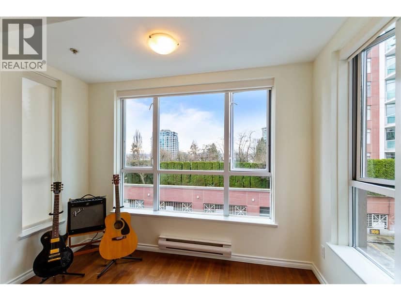 204 155 E 3RD STREET, North Vancouver, photo 3