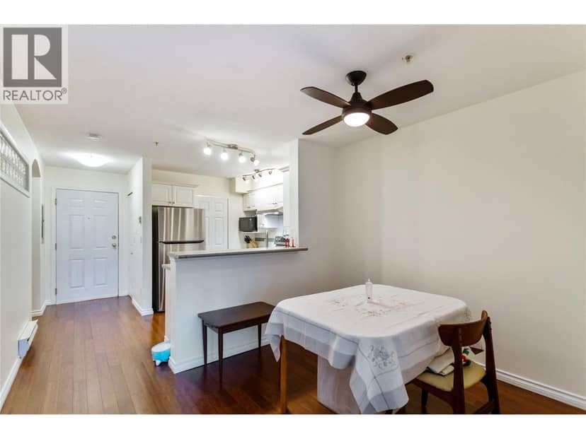 204 155 E 3RD STREET, North Vancouver, photo 7