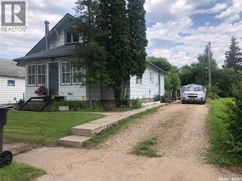 322 5th AVENUE E, Canora, photo 2