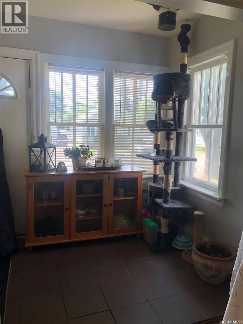 322 5th AVENUE E — photo 36 of 40