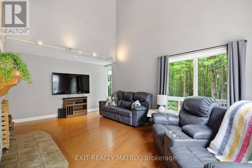 1634 Lucien Street — photo 12 of 40