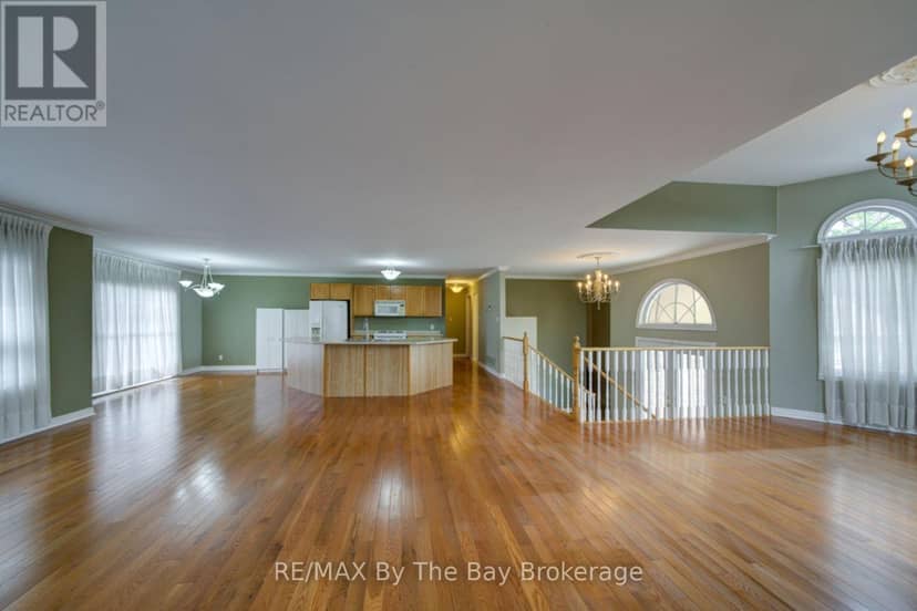 452 Ramblewood Drive — photo 7 of 40