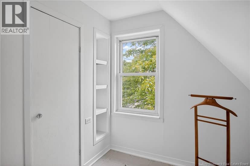 416 Hampton Road — photo 17 of 40