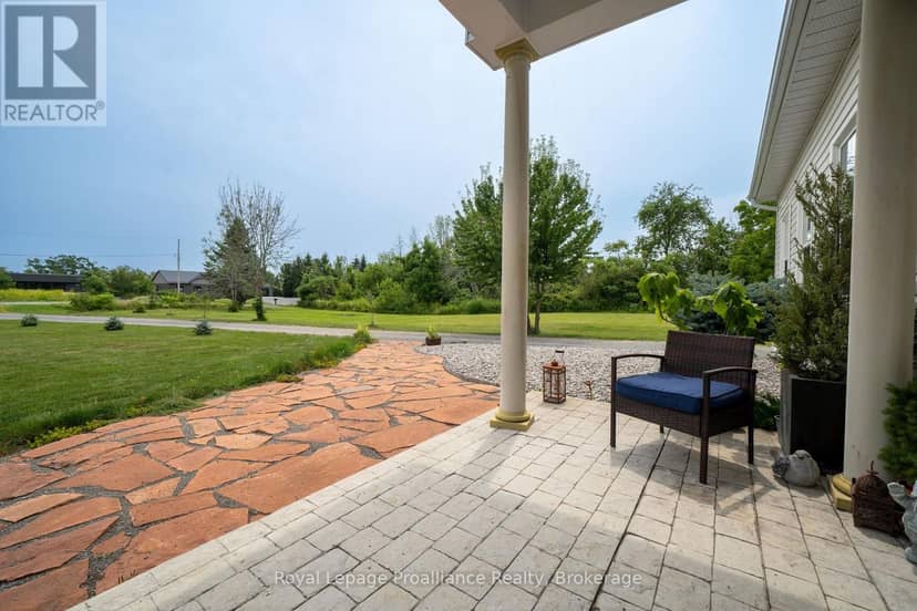 55 North Marysburgh Court, Prince Edward County, photo 2