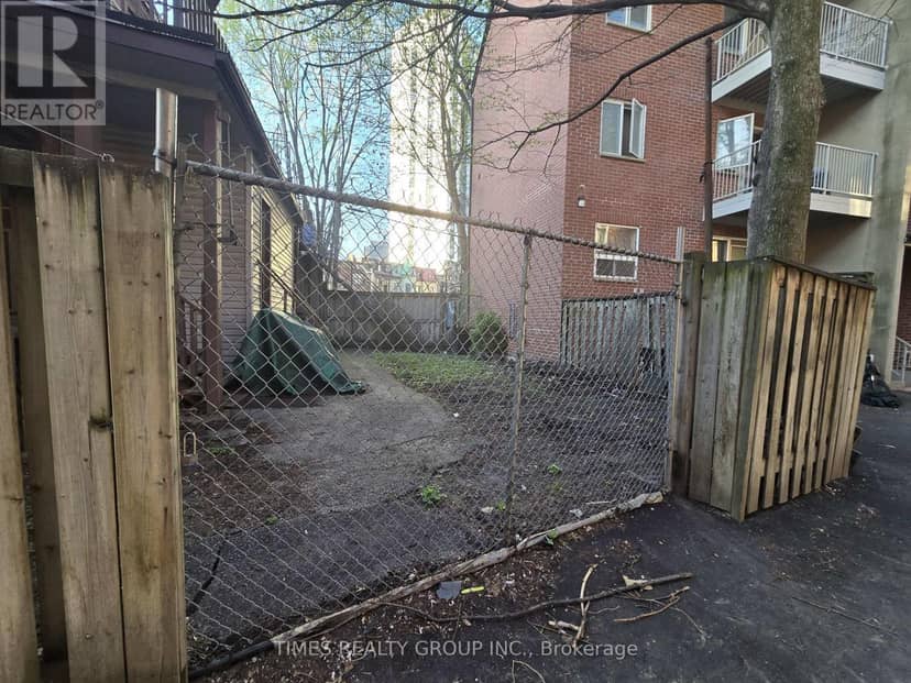 66-66A-68 Pembroke Street, Toronto, photo 5