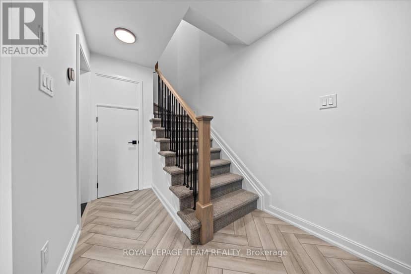 Lot 1502 (Half Moon Bay) — photo 5 of 21