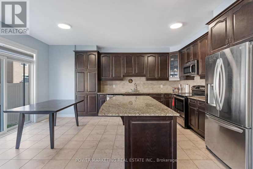 241 Rue Des Soldats Riendeau Street — photo 16 of 40