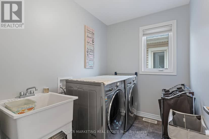 241 Rue Des Soldats Riendeau Street — photo 33 of 40