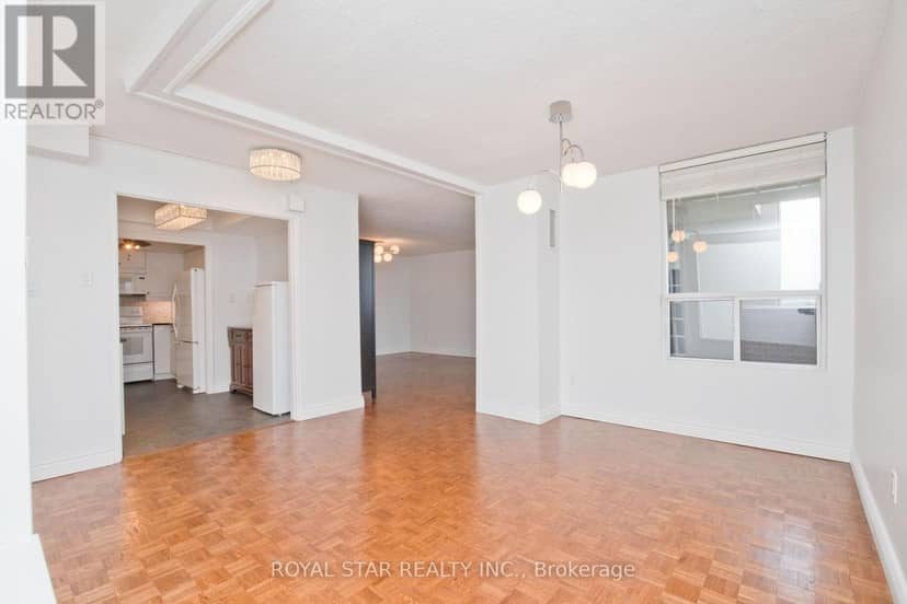 1607 - 1535 Lakeshore Road E — photo 6 of 40
