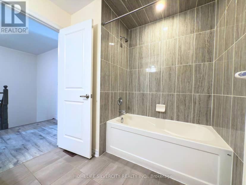 35 Sparkle Drive — photo 22 of 27
