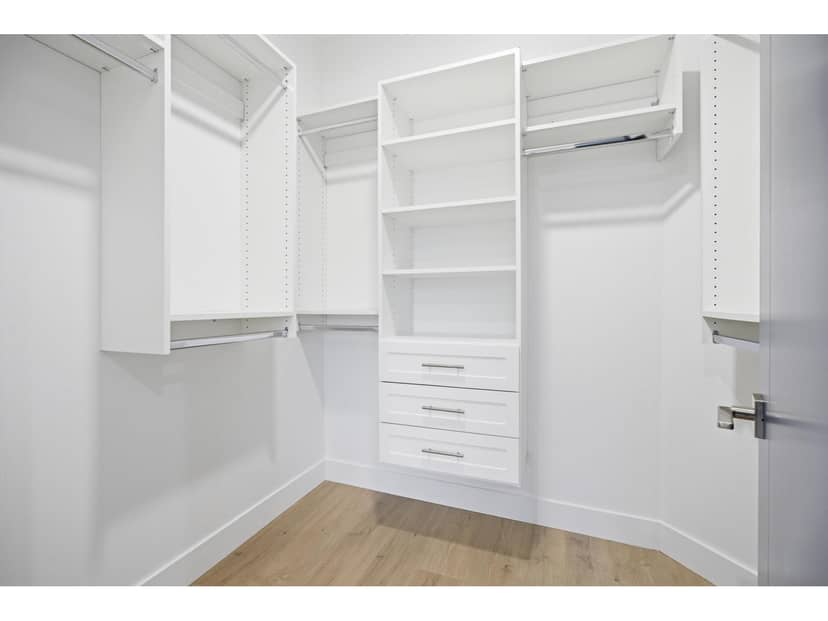 17130 1 AVENUE, Surrey, photo 8