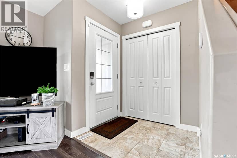 213 Rajput WAY — photo 3 of 40