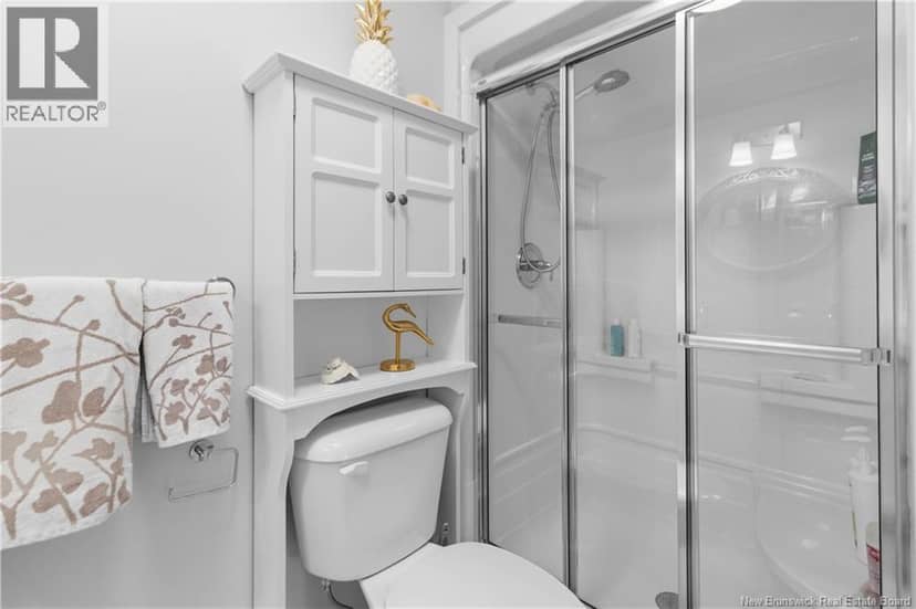 88 Woods Terrace Unit# 402 — photo 21 of 32