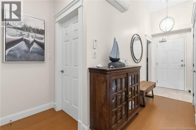 88 Woods Terrace Unit# 402 — photo 3 of 32