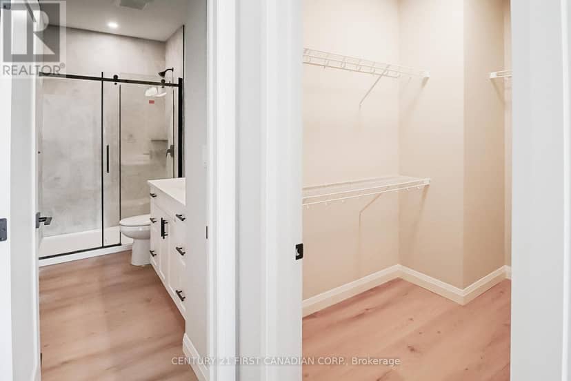 11 - 32 Postma Crescent — photo 28 of 40
