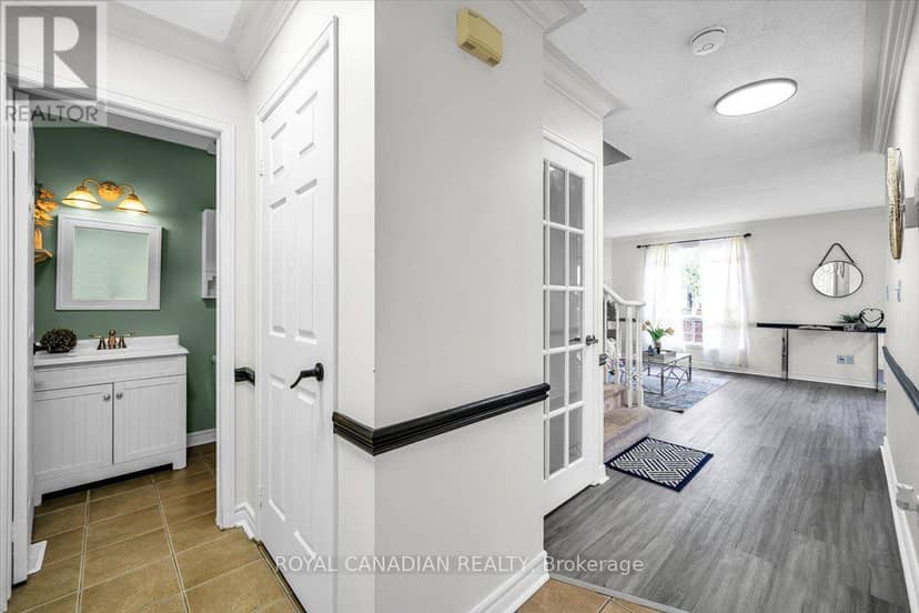 72 Short Crescent — photo 7 of 40