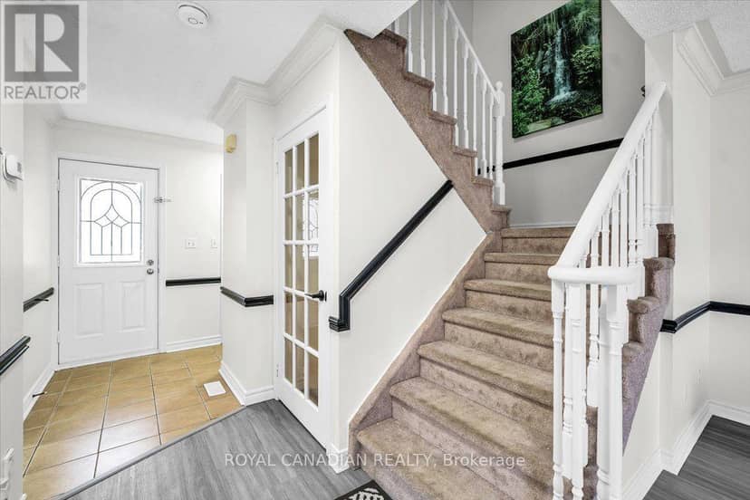72 Short Crescent — photo 8 of 40