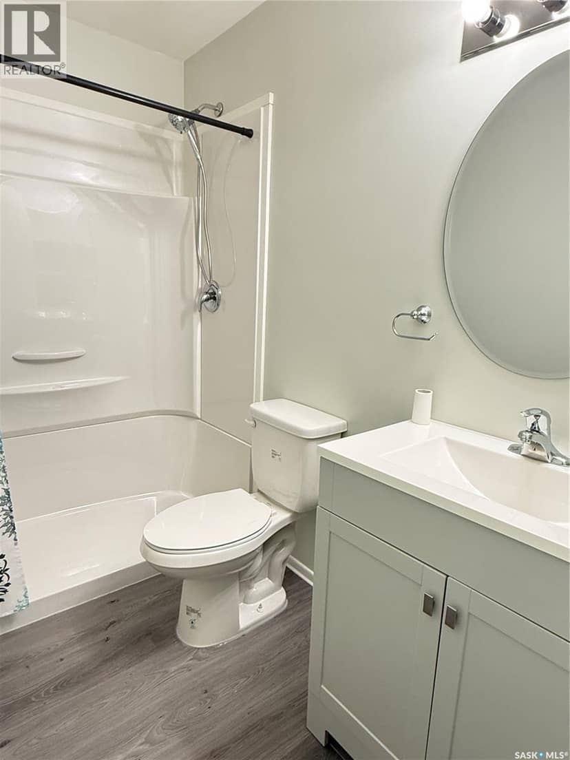 1305 Park AVENUE — photo 10 of 20