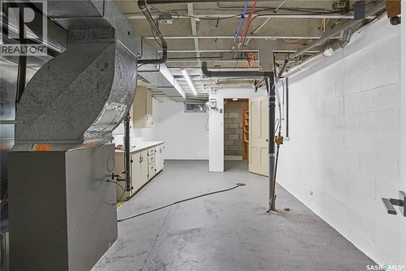 208 Edwards STREET — photo 24 of 28