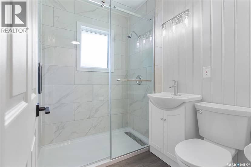208 Edwards STREET — photo 19 of 28