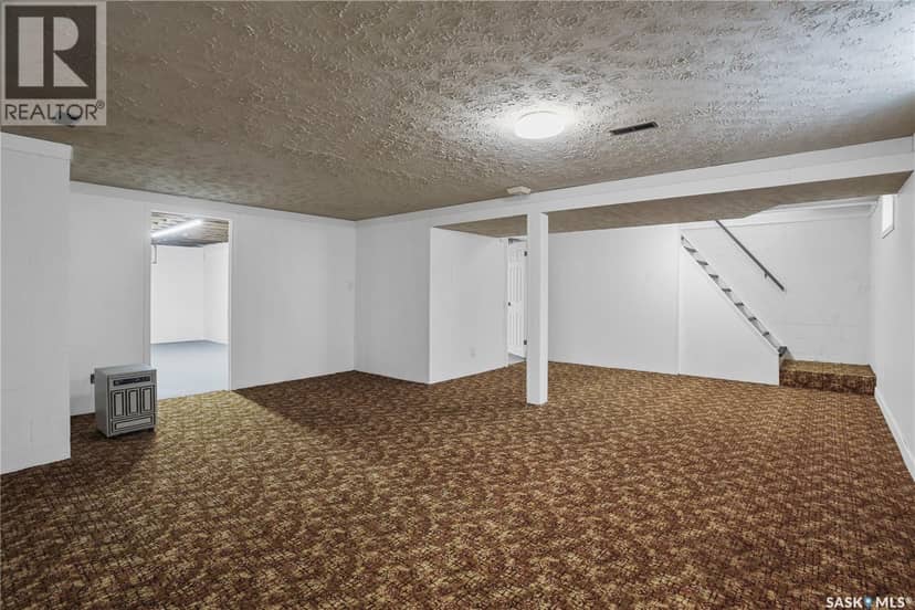208 Edwards STREET — photo 23 of 28