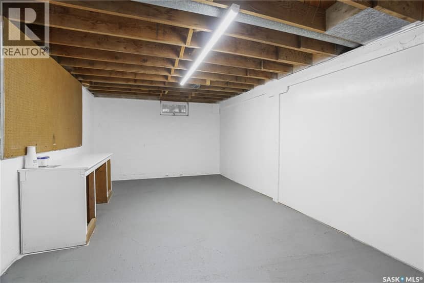 208 Edwards STREET — photo 25 of 28