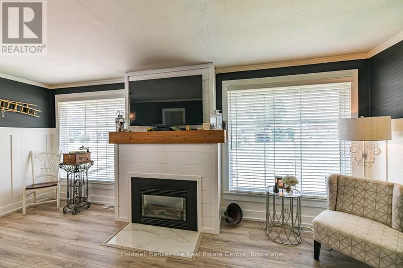 321 Franklin Street — photo 7 of 40