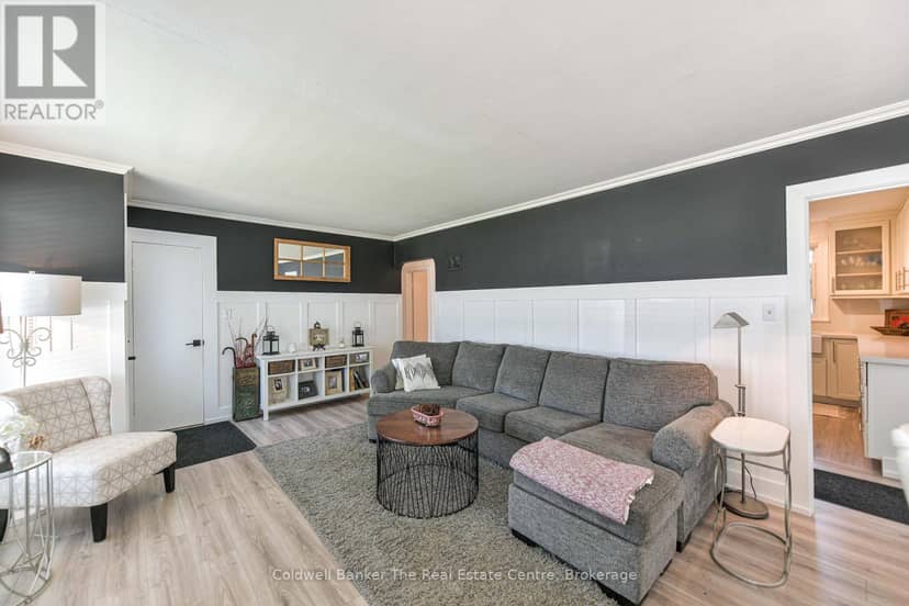 321 Franklin Street — photo 9 of 40