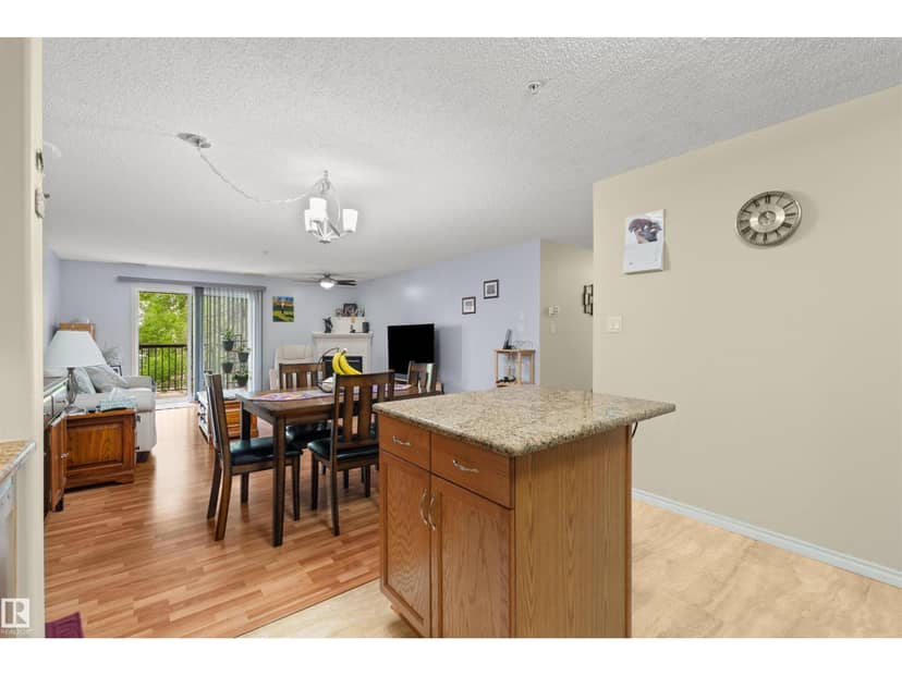 #218 2098 Blackmud Creek Dr SW — photo 15 of 31