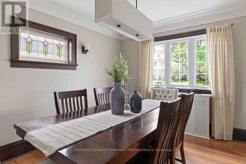 403 Broad Street E — photo 15 of 40