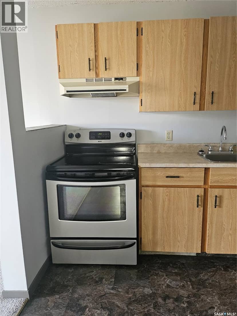 205 306 Perkins STREET, Estevan, photo 7
