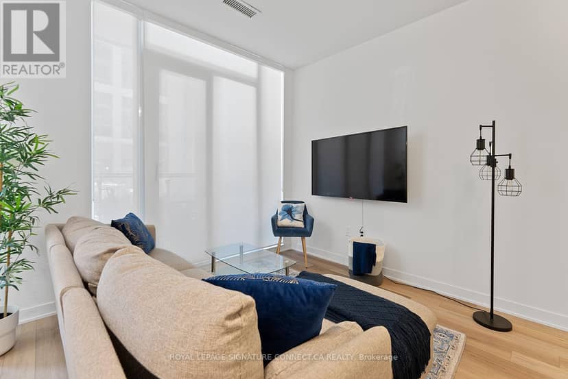 103 - 60 Princess Street, Toronto, photo 3