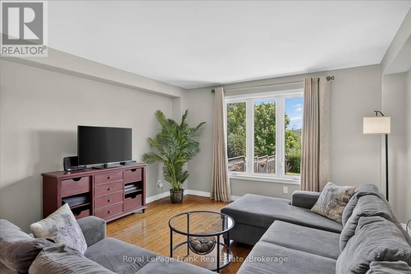 2305 Marsdale Drive — photo 18 of 40