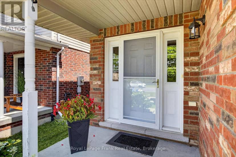 2305 Marsdale Drive — photo 6 of 40