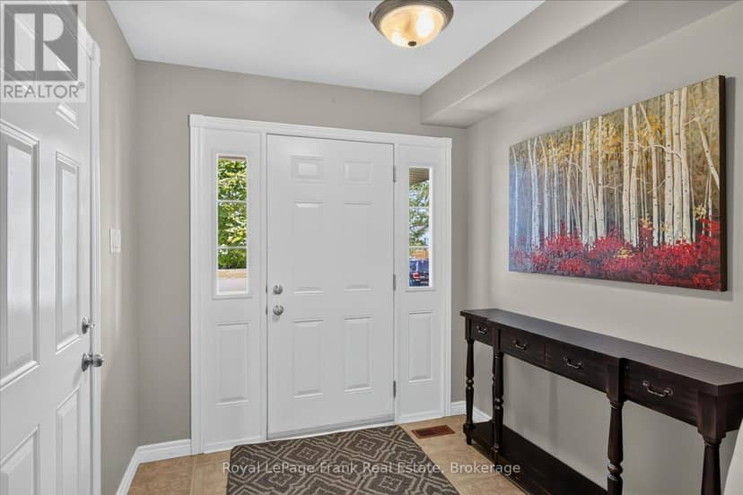2305 Marsdale Drive — photo 7 of 40