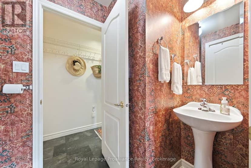 10 Skiff Cove Road — photo 9 of 28