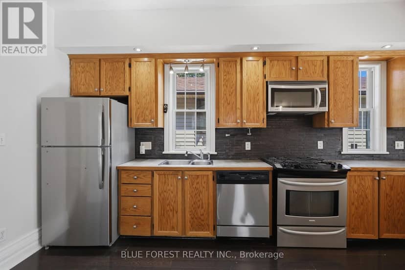 764 Curry Street — photo 9 of 27