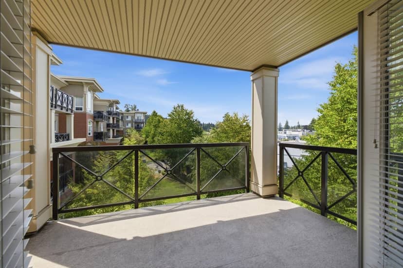 319 2970 King George Boulevard, Surrey, photo 5