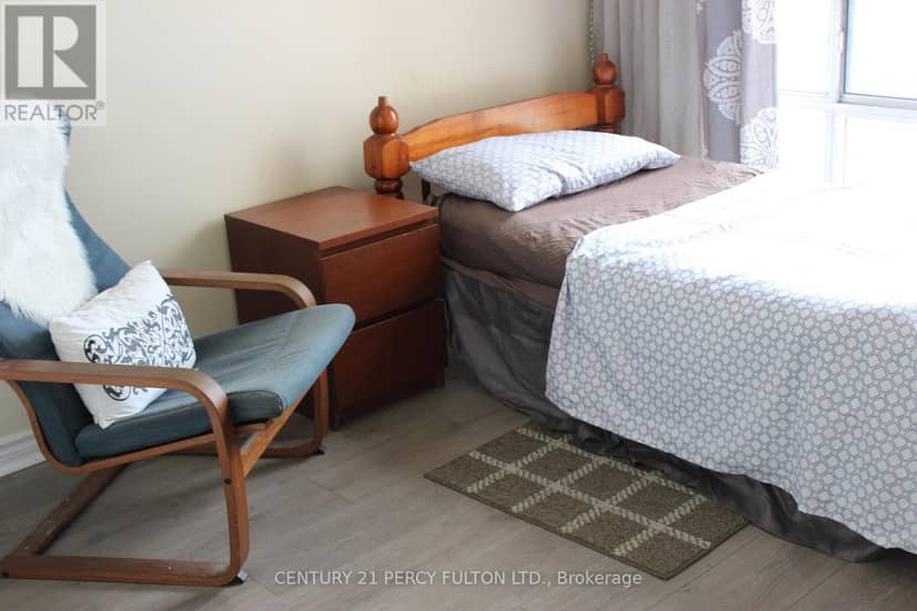 1328 - 18 Mondeo Drive — photo 8 of 14