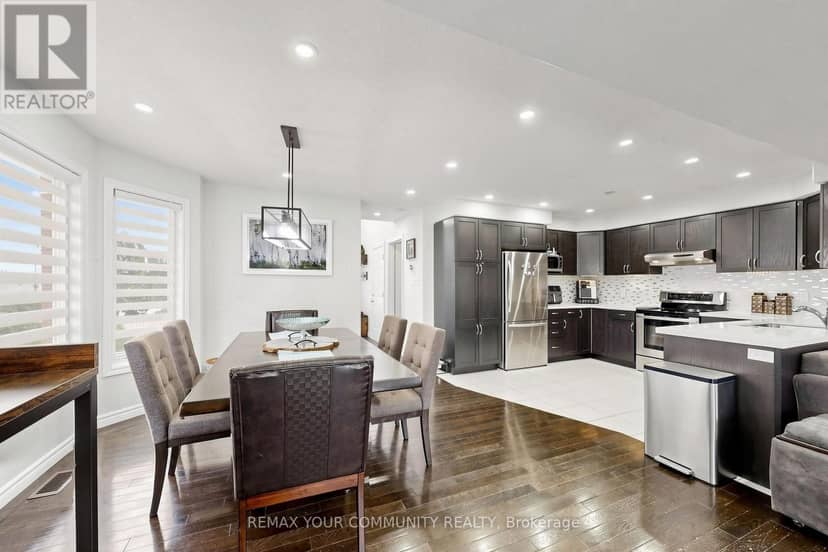 18 Davis Street — photo 12 of 40