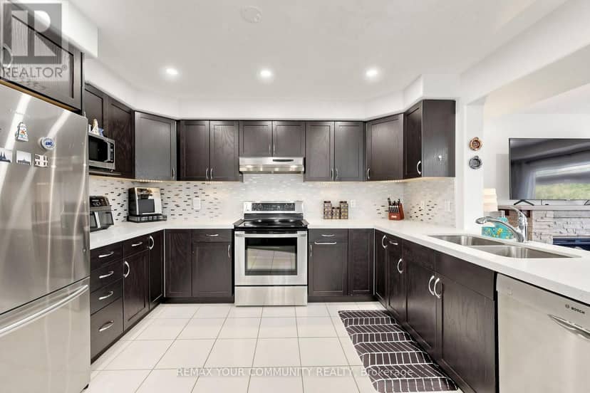 18 Davis Street — photo 16 of 40