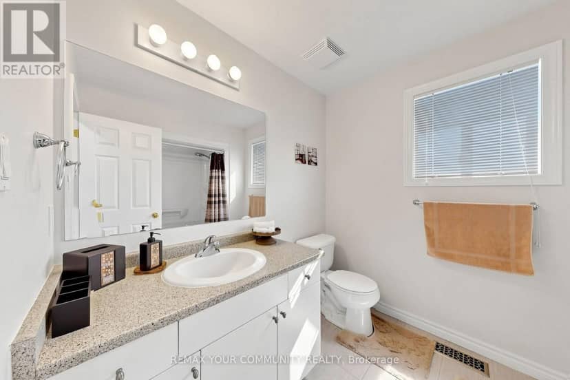18 Davis Street — photo 35 of 40
