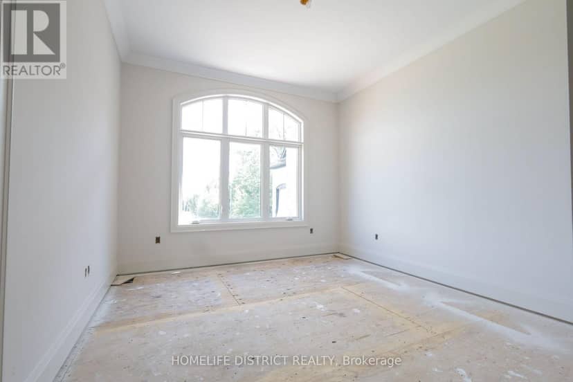 32 Ormiston Street — photo 15 of 26