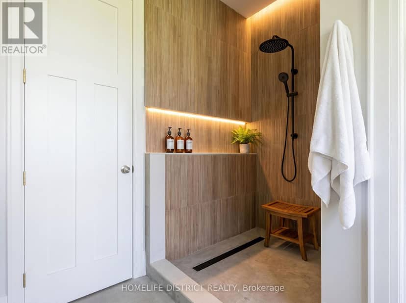 32 Ormiston Street — photo 7 of 26