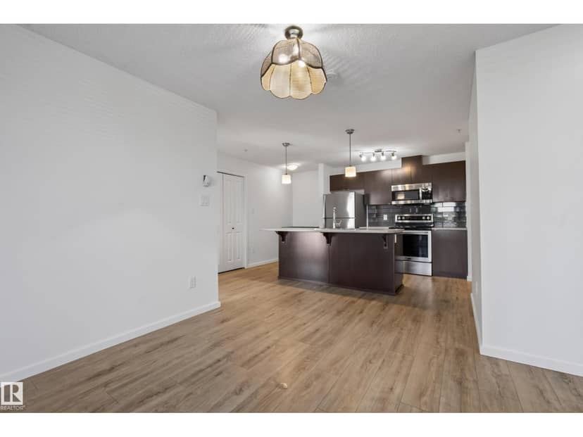 #319 508 Albany WY NW — photo 16 of 36
