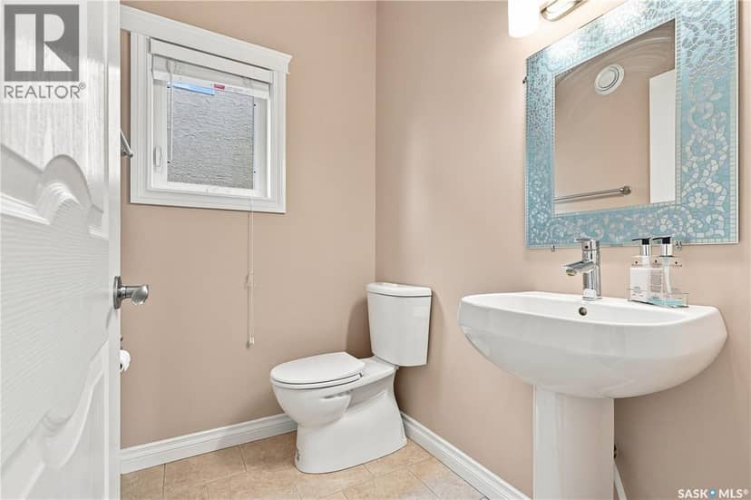 315 Waters CRESCENT — photo 15 of 40